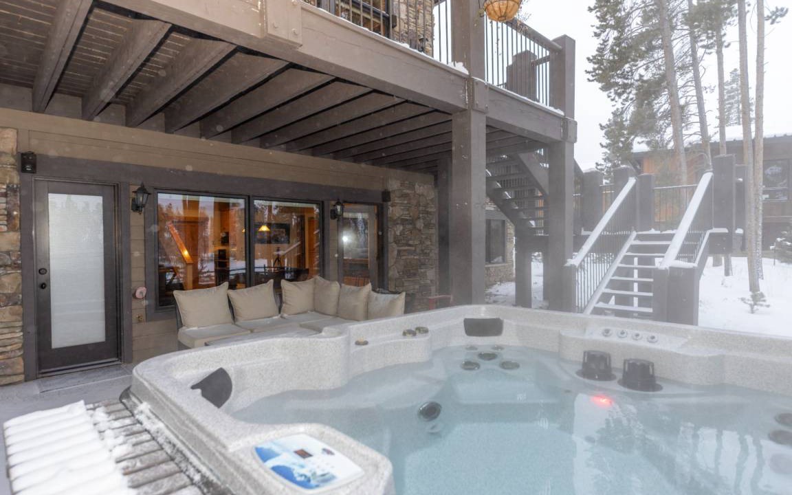 The Highlands House | 361 m² House ∙ 5 bedrooms ∙ 12 guests