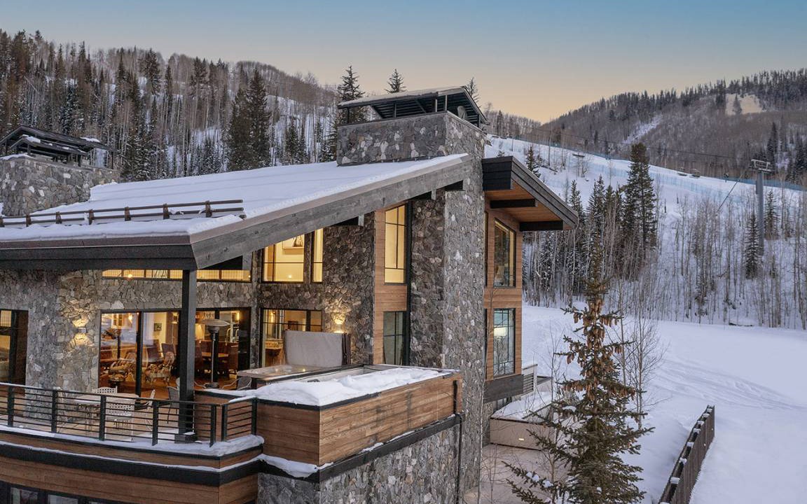 Golden Peak Condo | 372 m² Condo ∙ 5 bedrooms ∙ 20 guests