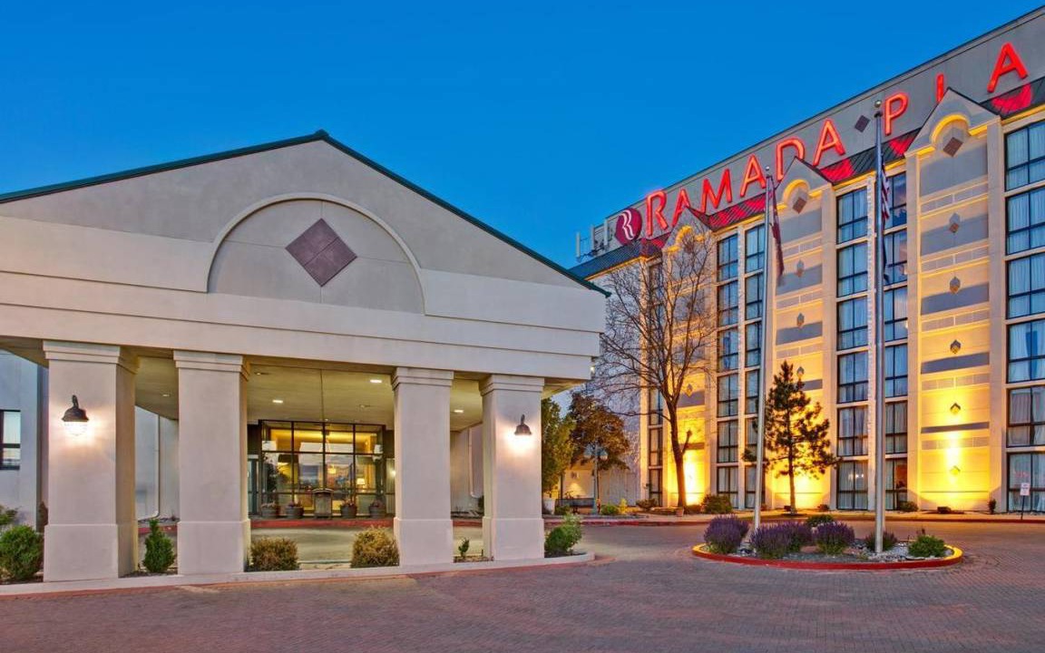 Northglenn Hotel | 39 m² Hotel ∙ 127 guests