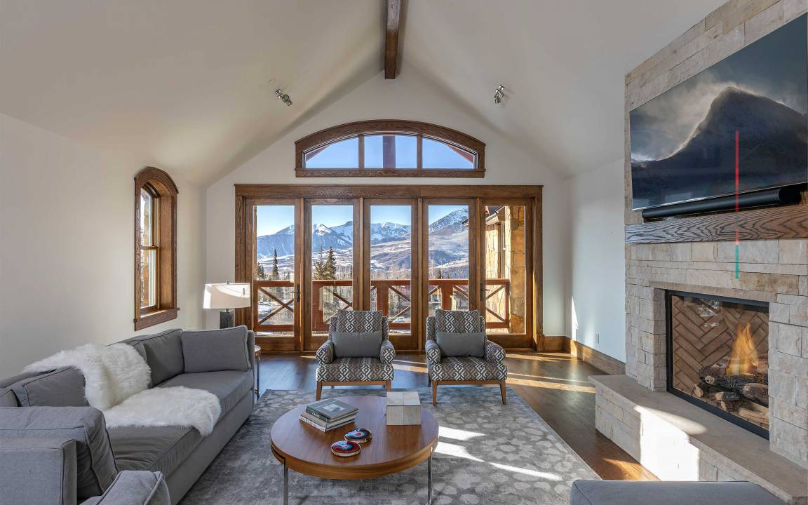 Mountain Village Apartment | 394 m² Apartment ∙ 4 bedrooms ∙ 10 guests