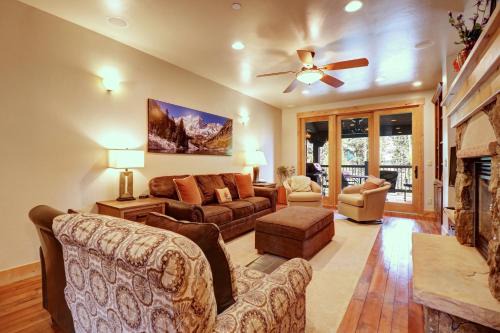 Copper Mountain Village House | 39C Union Creek Townhomes West Townhouse