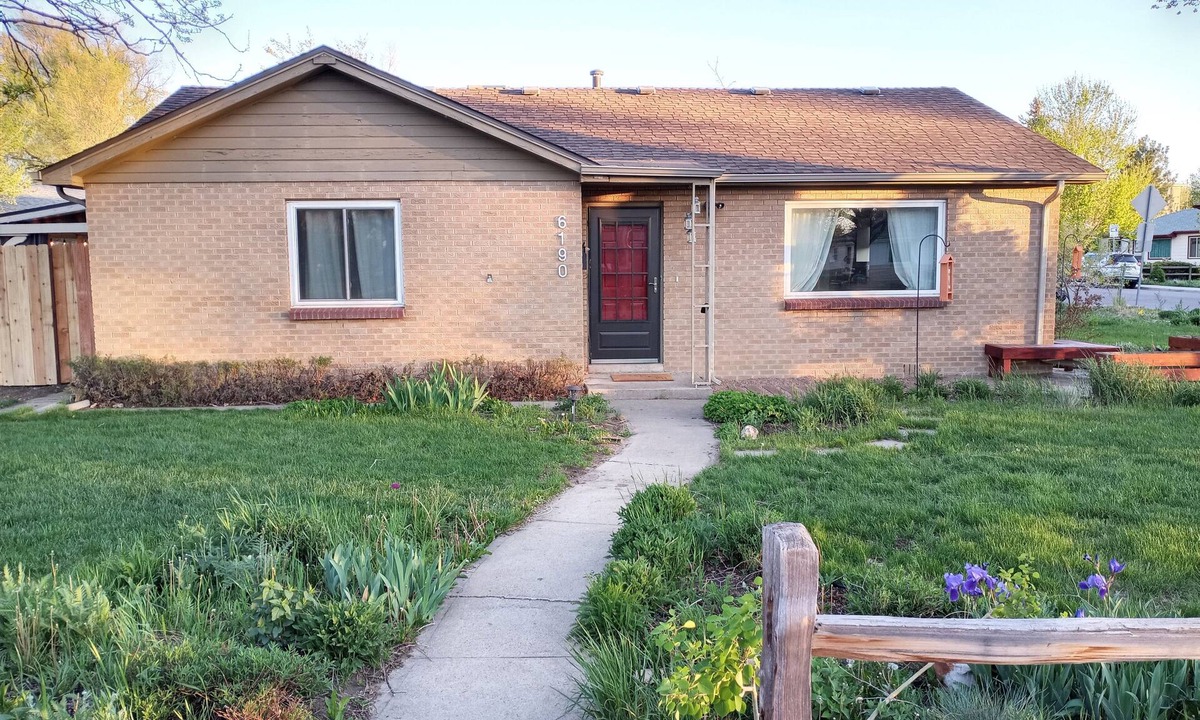 Barths House | 3BR House- Mountains or Downtown Denver in 15 min!