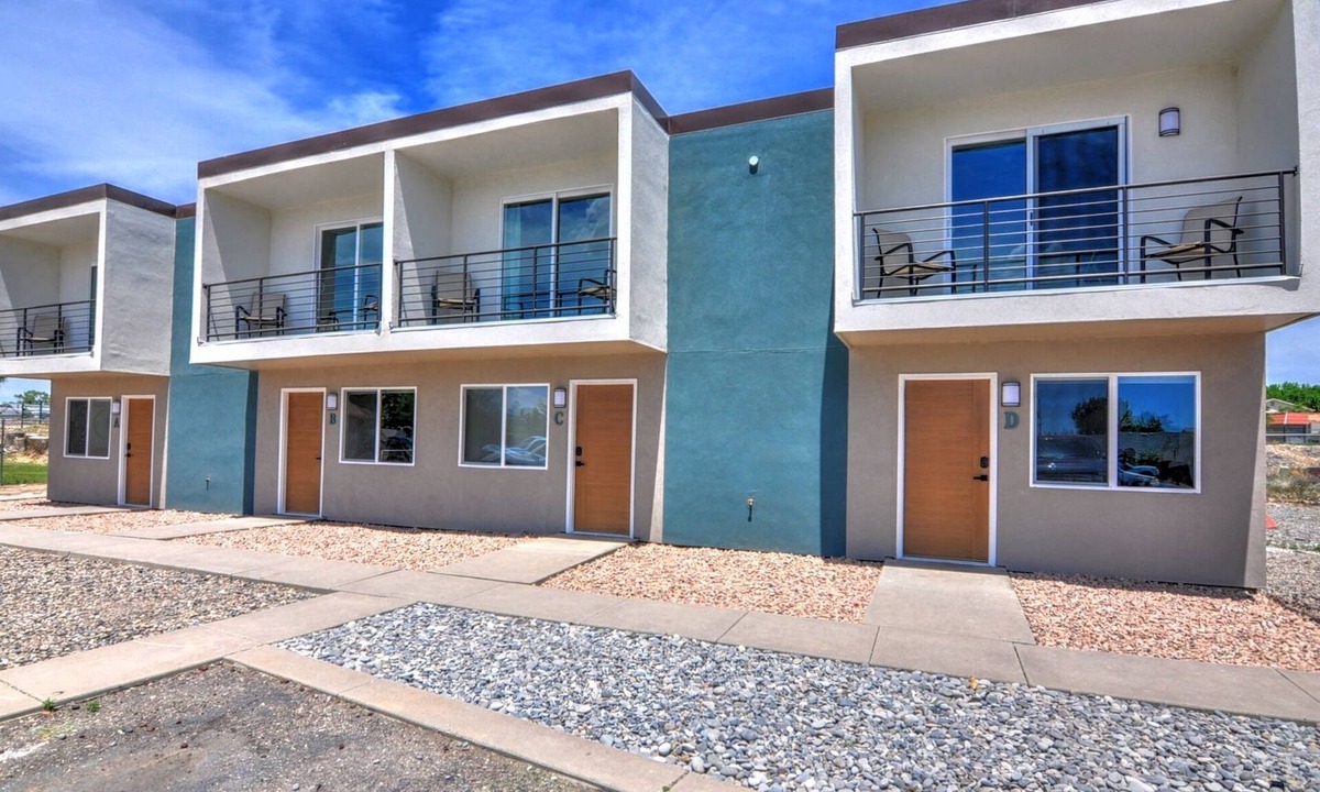 Grand Junction House | 4 Private townhomes, 8 bedrooms, sleeps 20!
