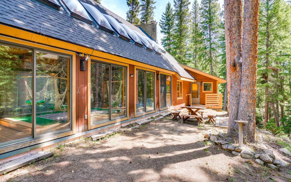 Dumont House | 418 m² House ∙ 4 bedrooms ∙ 15 guests