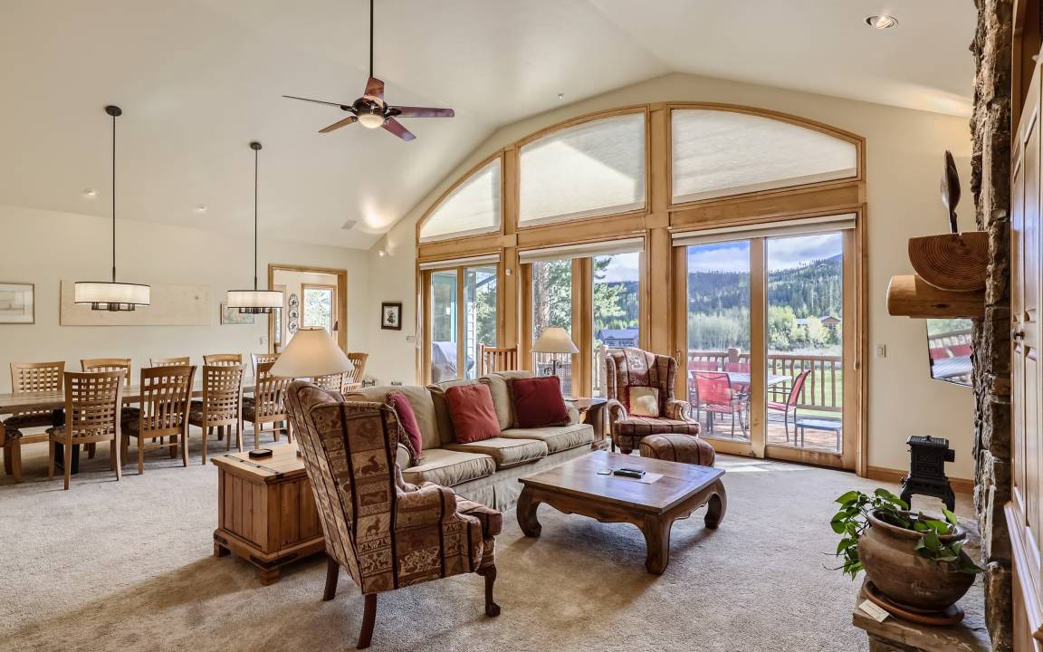 Three Peaks House | 418 m² House ∙ 4 bedrooms ∙ 10 guests
