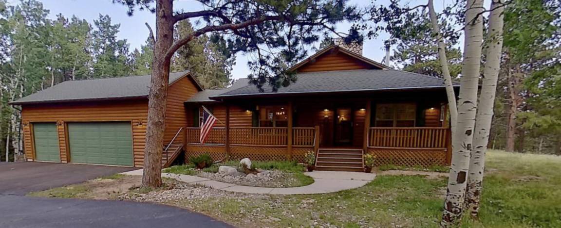 Divide House | 423 m² House ∙ 5 bedrooms ∙ 8 guests
