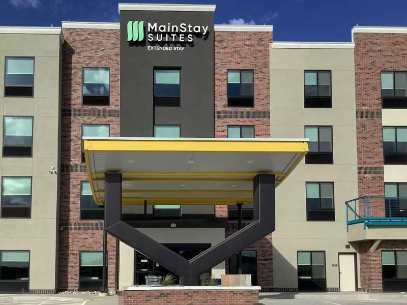 Colorado Springs Hotel | 45 m² Hotel ∙ 8 guests
