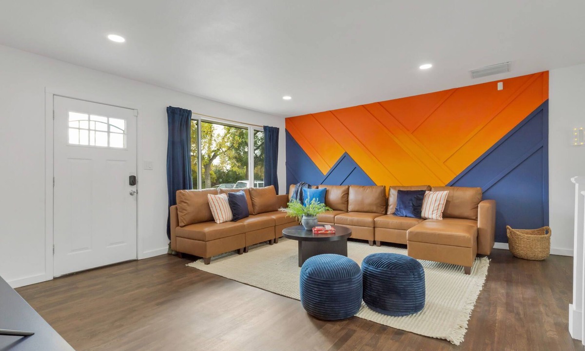 Denver House | 4BD Getaway w/Hot Tub, Trampoline, Games & BBQ