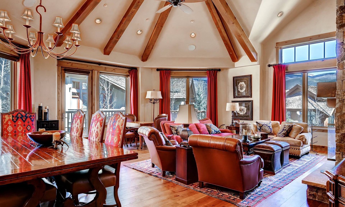 Edwards Condo | 5 Bed/5 Bath Condo - Steps from the Chairlift!