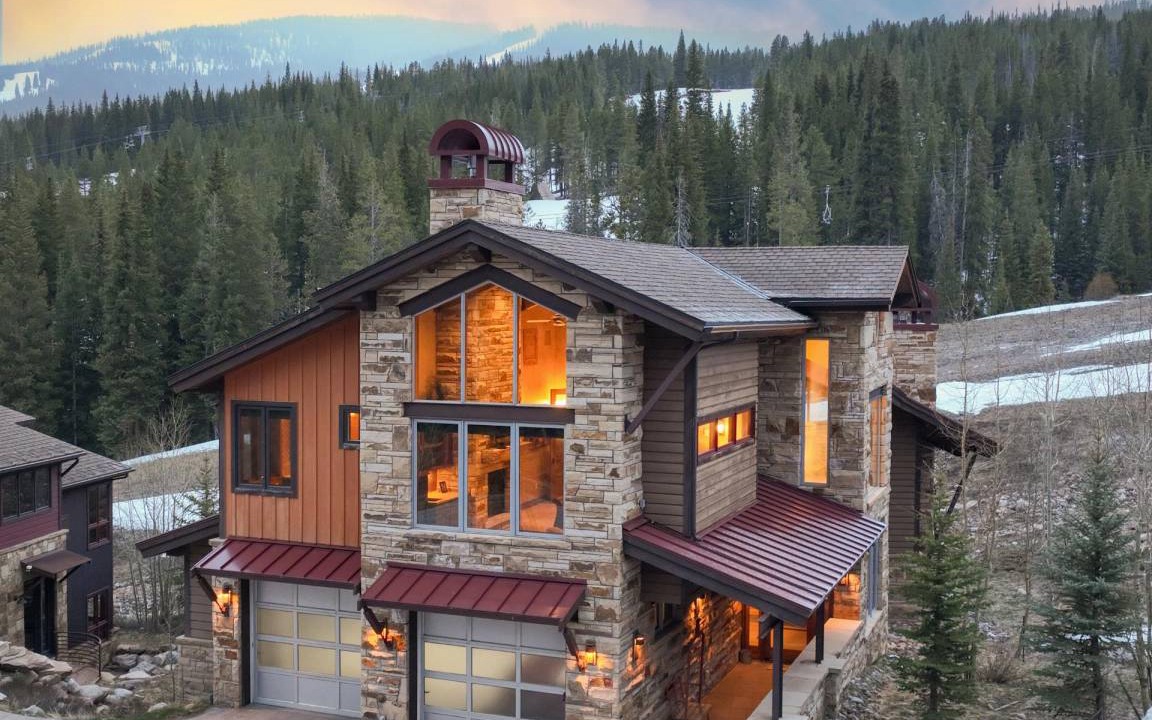 Copper Mountain House | 520 m² House ∙ 5 bedrooms ∙ 19 guests