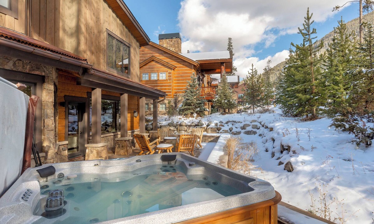 Keystone Cottage | 555 Independence Road by Summit County Mountain Retreats
