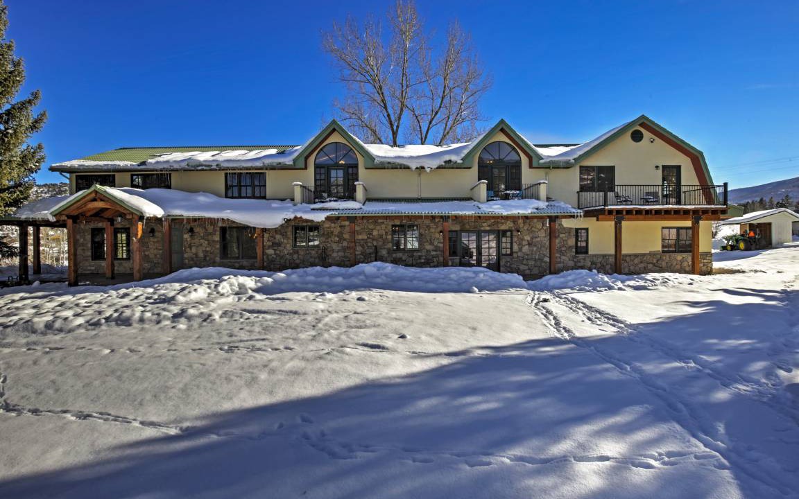 Glenwood Springs House | 557 m² House ∙ 5 bedrooms ∙ 10 guests