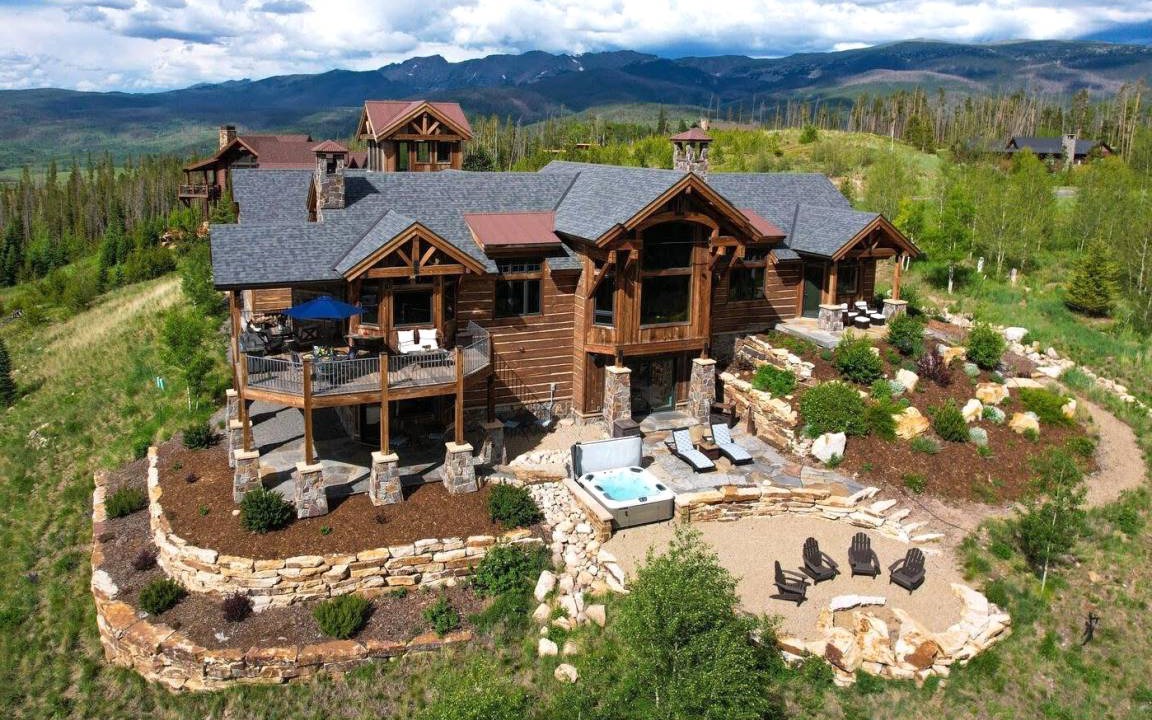 Rendezvous Other | 581 m² Accommodation ∙ 5 bedrooms ∙ 14 guests