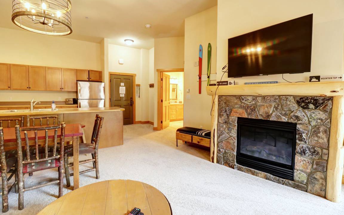 East Village at Copper Condo | 65 m² Condo ∙ 1 bedroom ∙ 6 guests