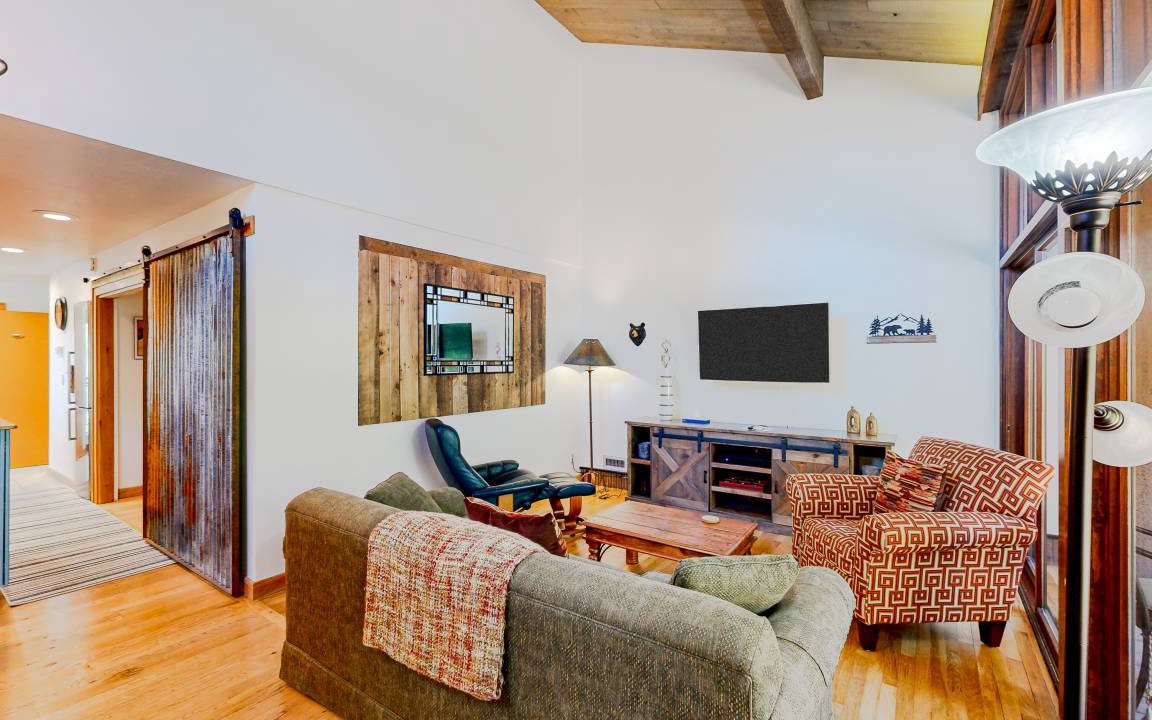 Purgatory Condo | 68 m² Condo ∙ 1 bedroom ∙ 5 guests
