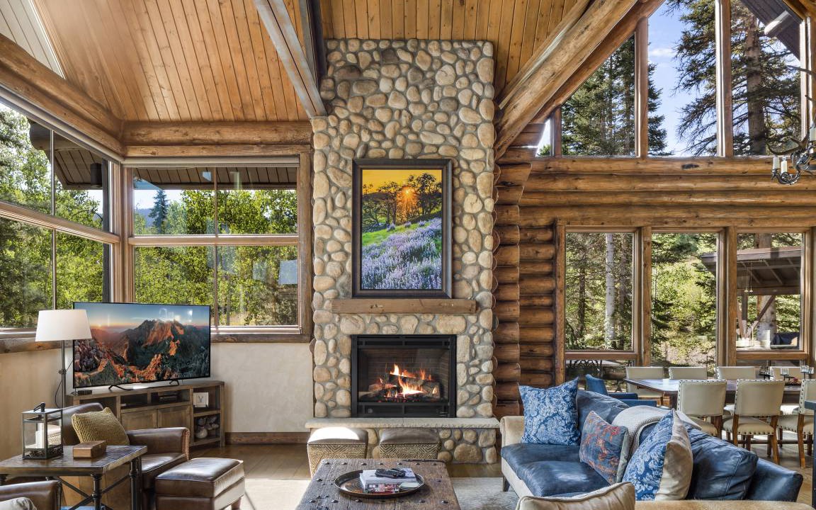 Mountain Village House | 715 m² House ∙ 6 bedrooms ∙ 15 guests