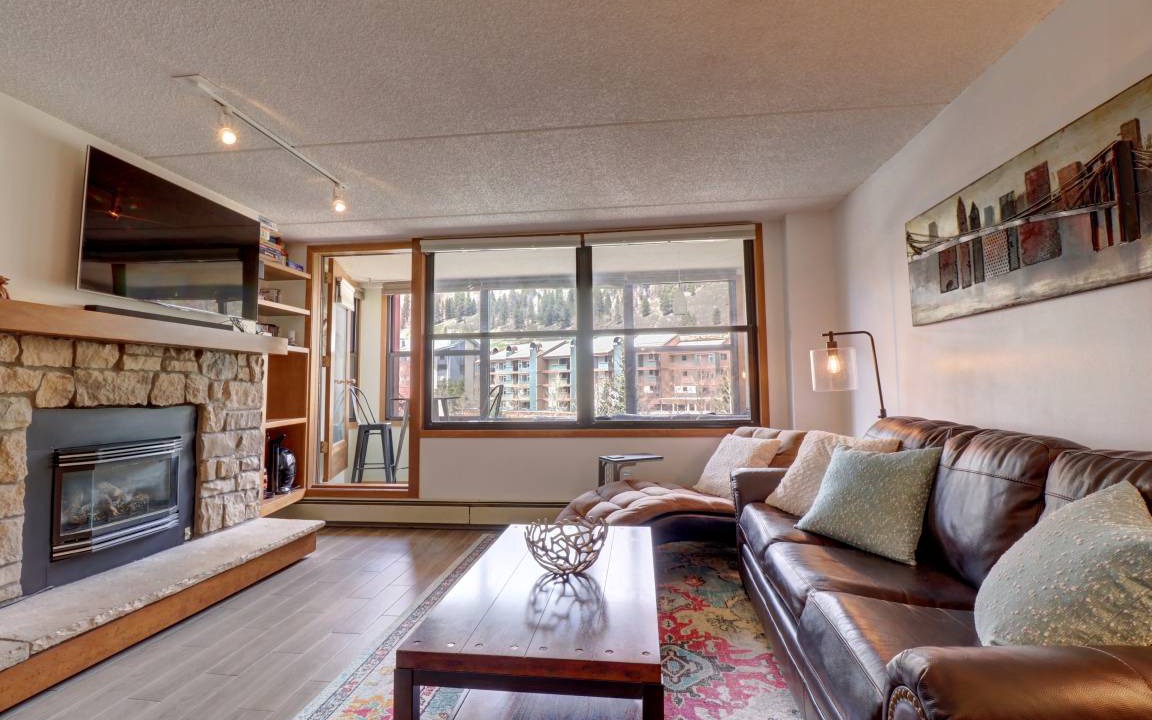 Copper Mountain Village Condo | 73 m² Condo ∙ 1 bedroom ∙ 4 guests