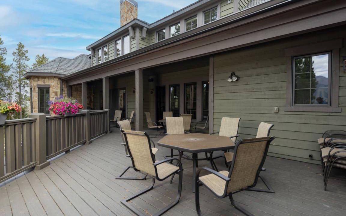 Baldy Mountain House | 750 m² House ∙ 8 bedrooms ∙ 18 guests