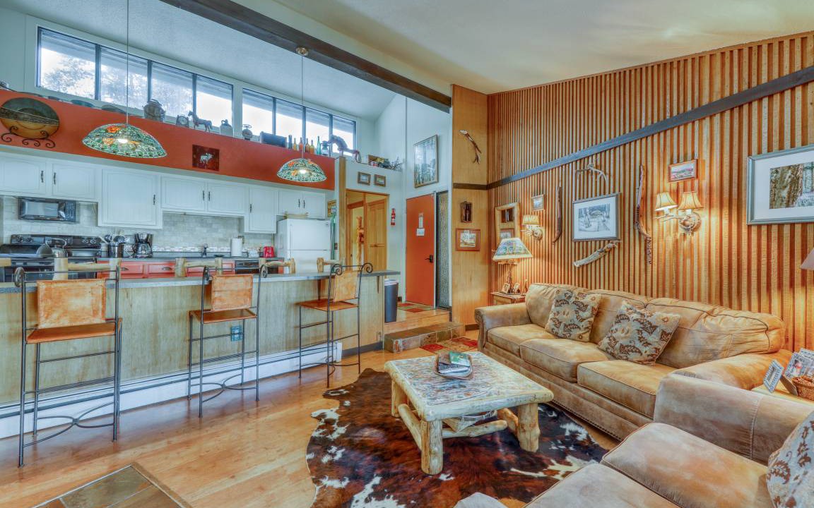 Peak 8 Condo | 78 m² Condo ∙ 2 bedrooms ∙ 6 guests