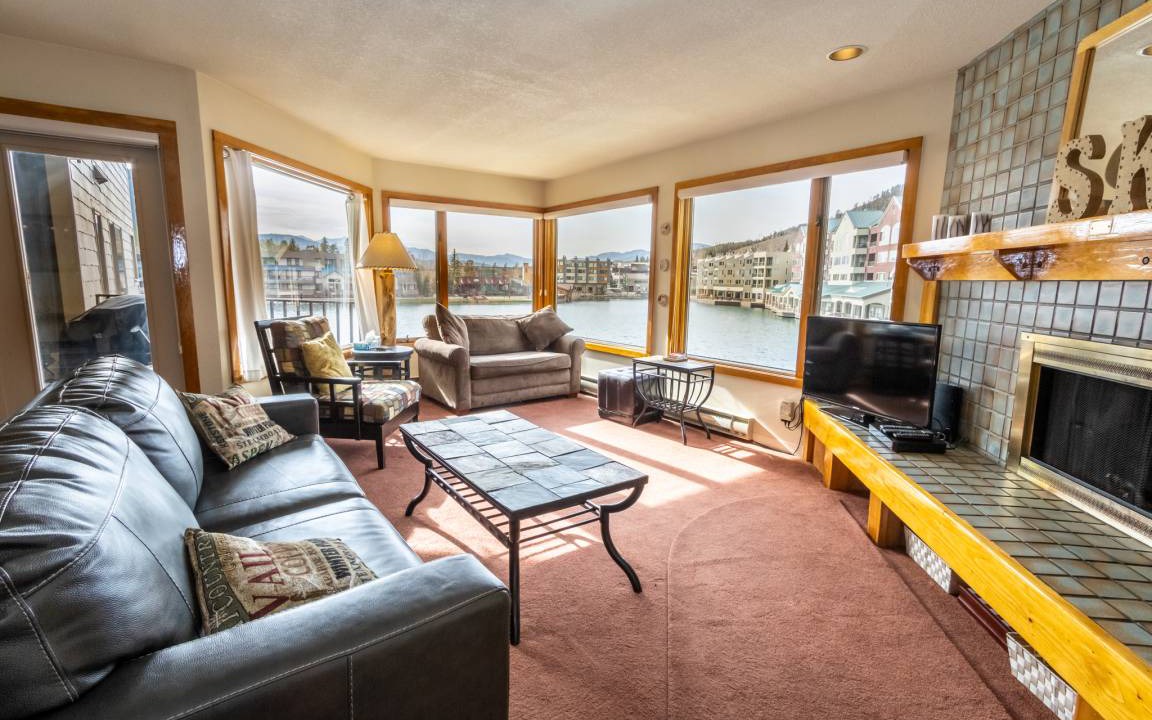 Lakeside Village Apartment | 82 m² Apartment ∙ 1 bedroom ∙ 5 guests