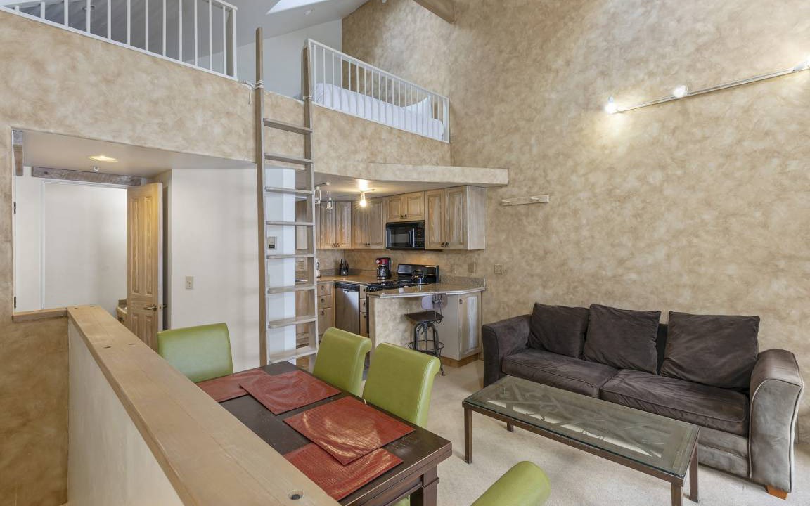 Telluride Apartment | 84 m² Apartment ∙ 2 bedrooms ∙ 6 guests