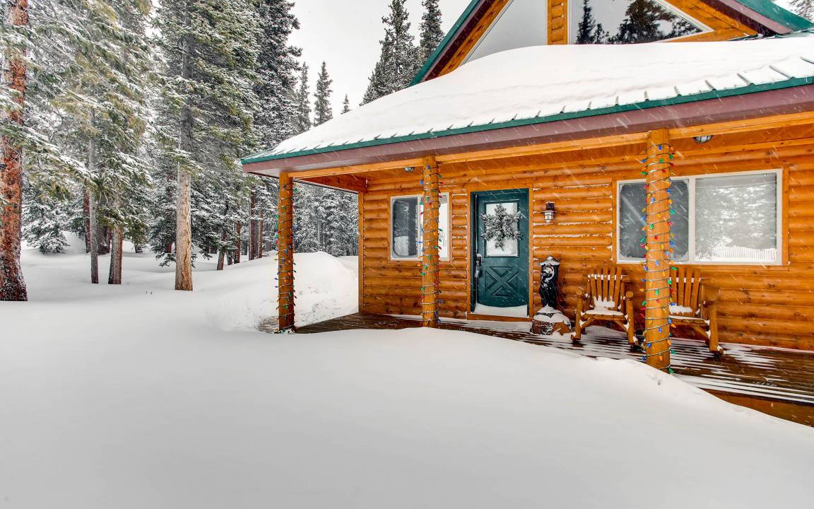 Valley of the Sun Cabin | 89 m² Cabin ∙ 2 bedrooms ∙ 4 guests