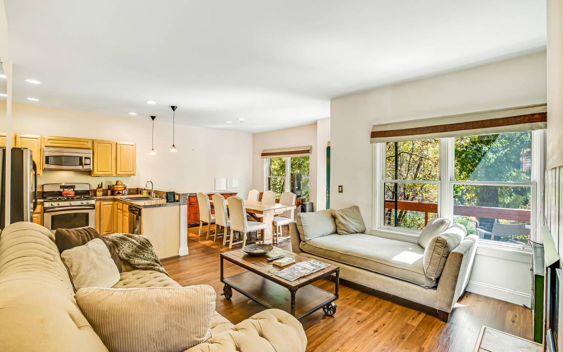 Basalt Condo | 90 m² Condo ∙ 2 bedrooms ∙ 5 guests