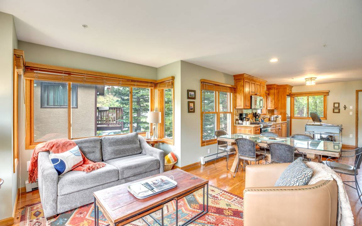 Mountain Village Apartment | 99 m² Apartment ∙ 2 bedrooms ∙ 6 guests