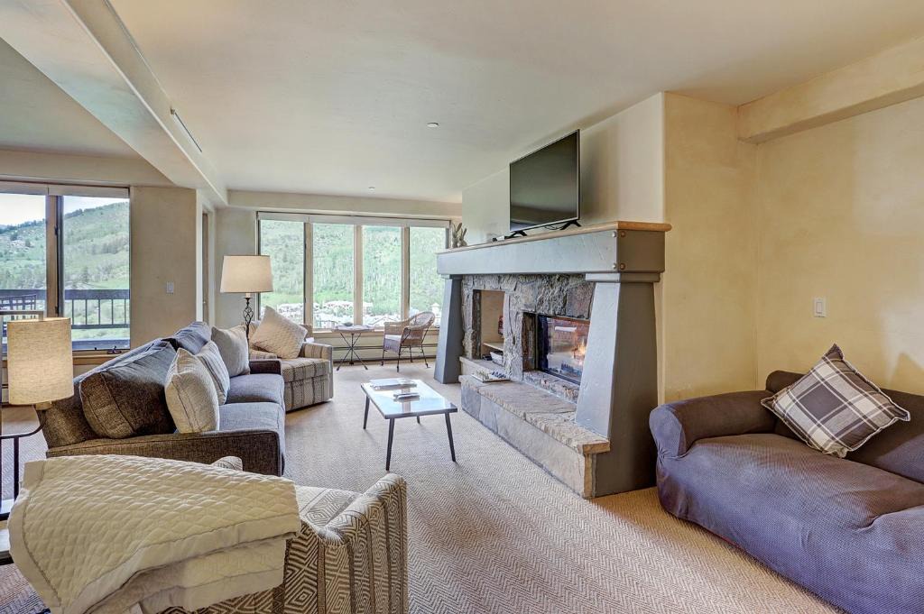 Beaver Creek Apartment | Amazing 2 Br Unit In Beaver Creek- Out Of A Western Movie Condo