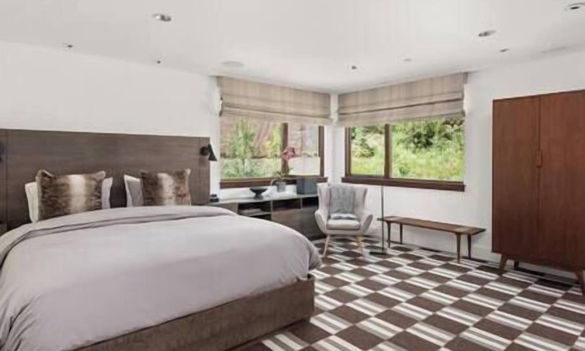 Aspen House | Amazing 5 Bedrm home located in Aspen, Great Views