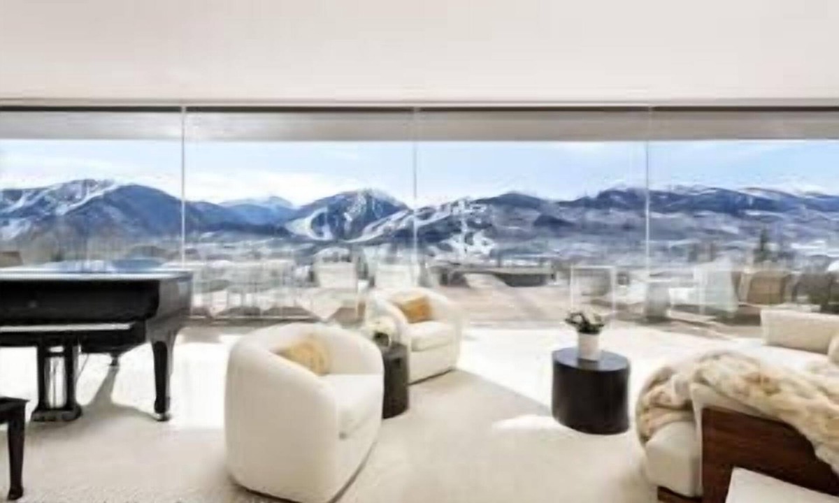 Starwood House | Amazing Eppley Estate
