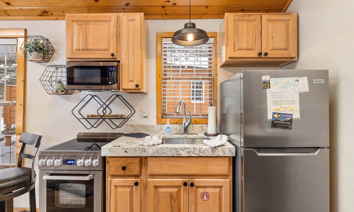Fall River Estates Condo | Antlers Pointe 07 (HT)
