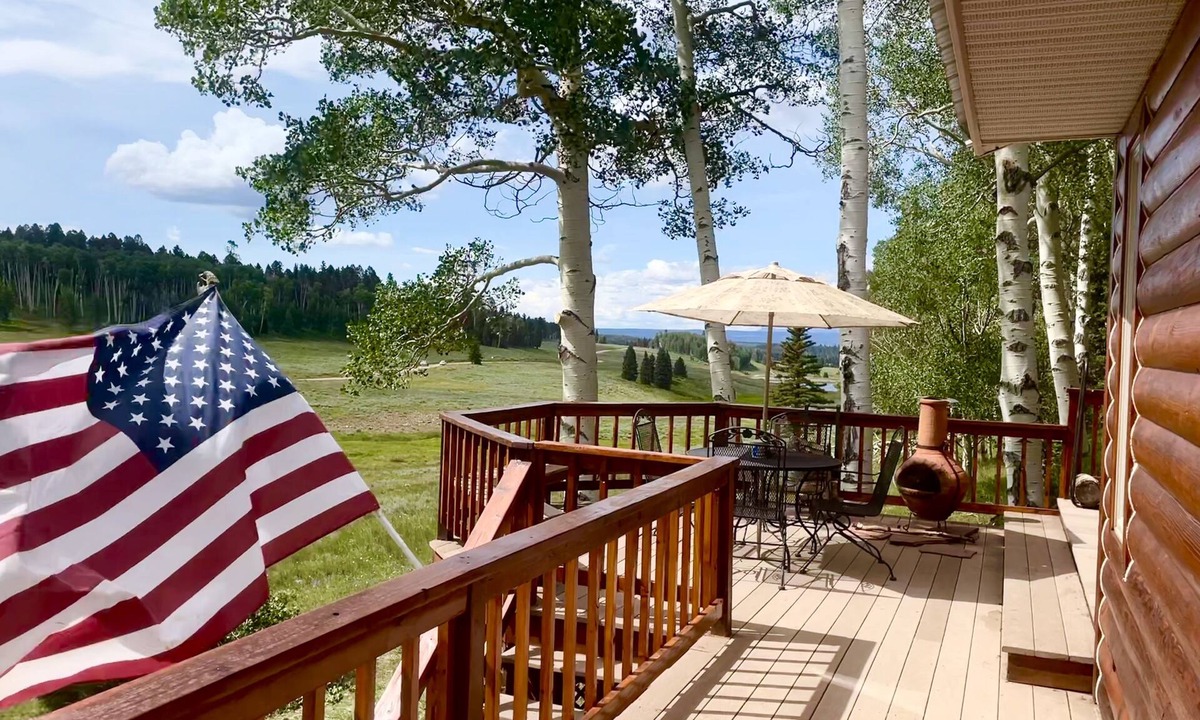 Cimarron Cabin | Arrowhead Sanctuary! Beautiful Cabin! Deck with Fire Pit & Incredible Views!