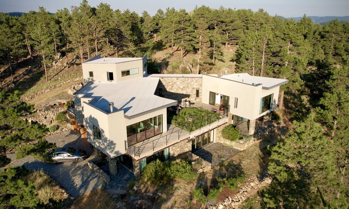 Golden Gate Canyon House | Artopia! Modern Luxury in the Foothills on 40 Acres - Mtn Biking & Skiing
