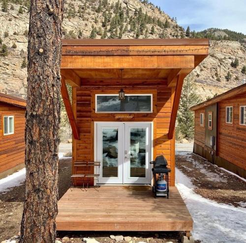Idaho Springs House | Aspen Cabin at Base Camp Lodging Company