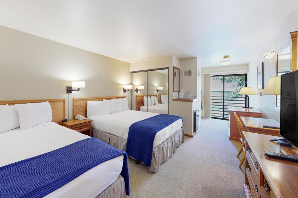 West End House | Aspen Mountain Lodge 308