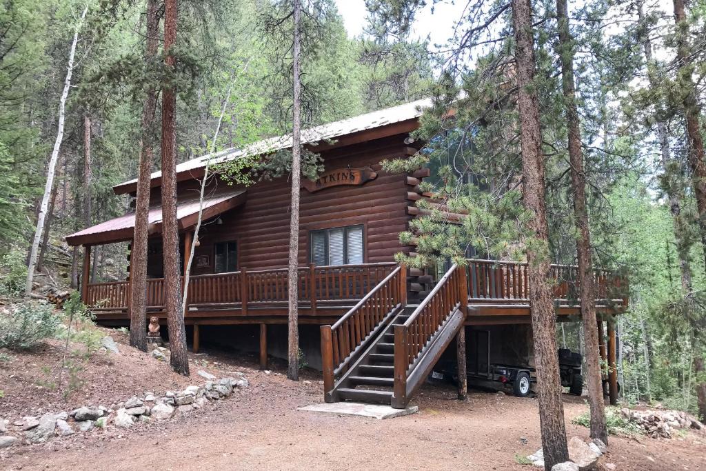 Almont House | Atkins Cabin