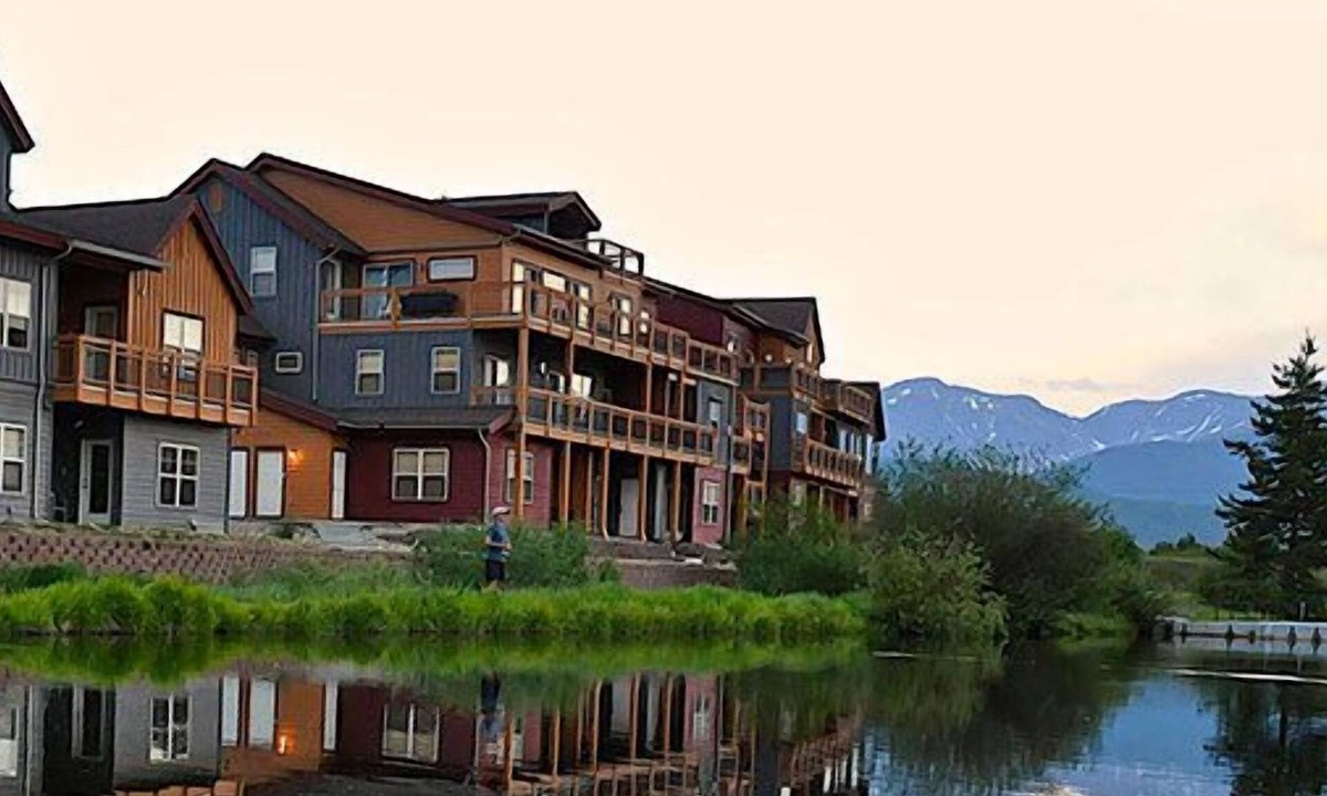 Waterside West | Fraser