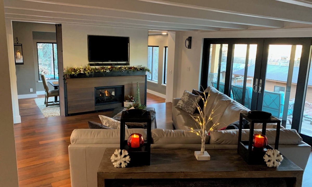Trimble House | Beautiful home, excellent location and room for the entire family in Durango.