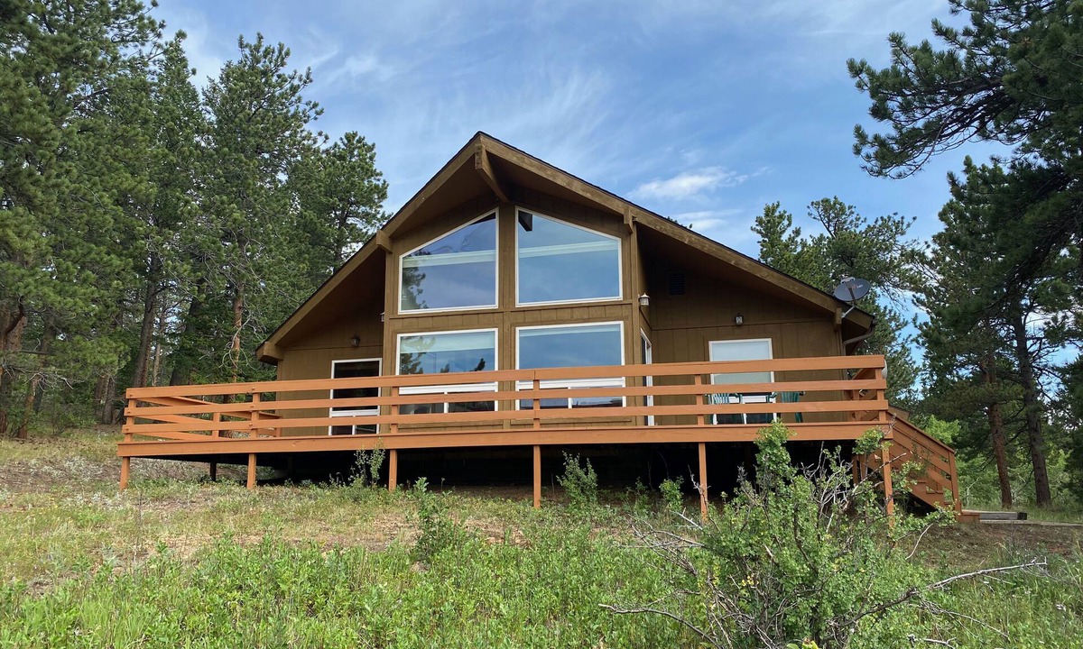 Allenspark House | Beautiful house on 10 acres with large deck overlooking private meadow.