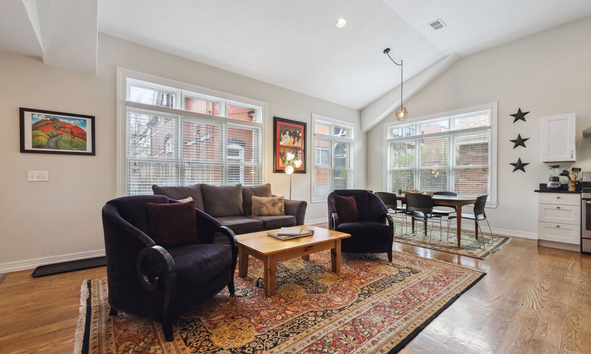 Whittier House | Beautiful Private Carriage House, Heart of Denver, Quiet Yet Close to Everything