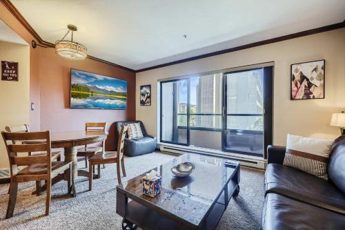 Peak 9 Apartment | Beaver Run Ski-In Ski- Out Studio In Building 4