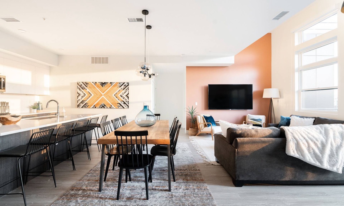 Highland Condo | Bold & Elevated | Espadin LoHi