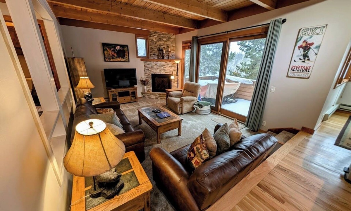 Tennis Townhomes | Keystone