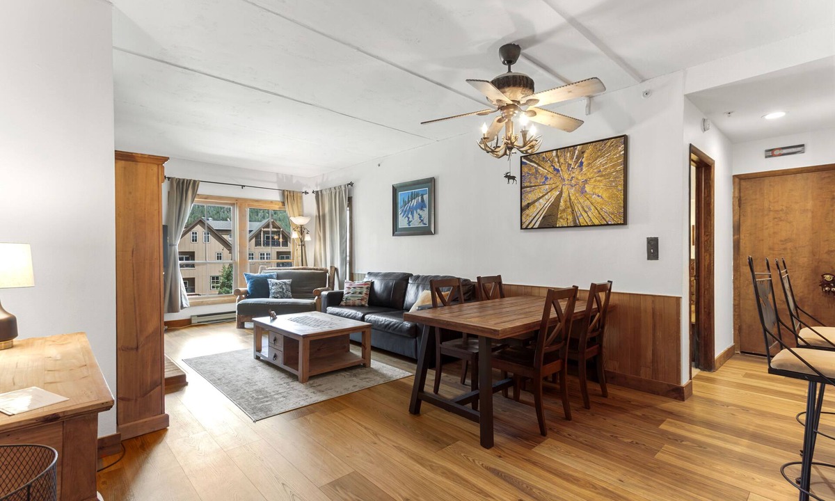 Peak 9 Condo | Breckenridge Ski In Ski Out Condo, Great Views, Pool & Hot Tubs, Walk to Town