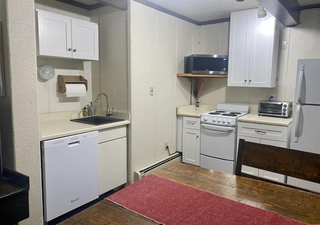 Glenwood Springs Apartment | Brettelberg Slopeside Condos B4