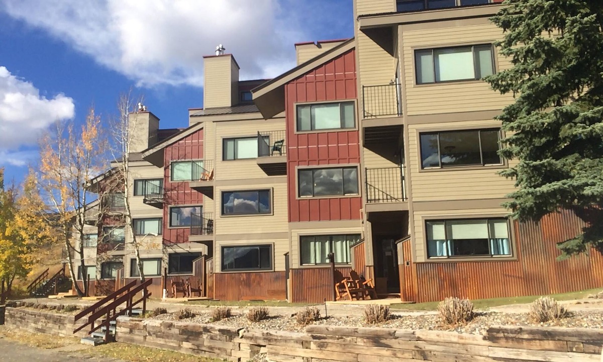 Crested Butte Condo | Buttes Condo, Steps from the base area, Mountain Luxury