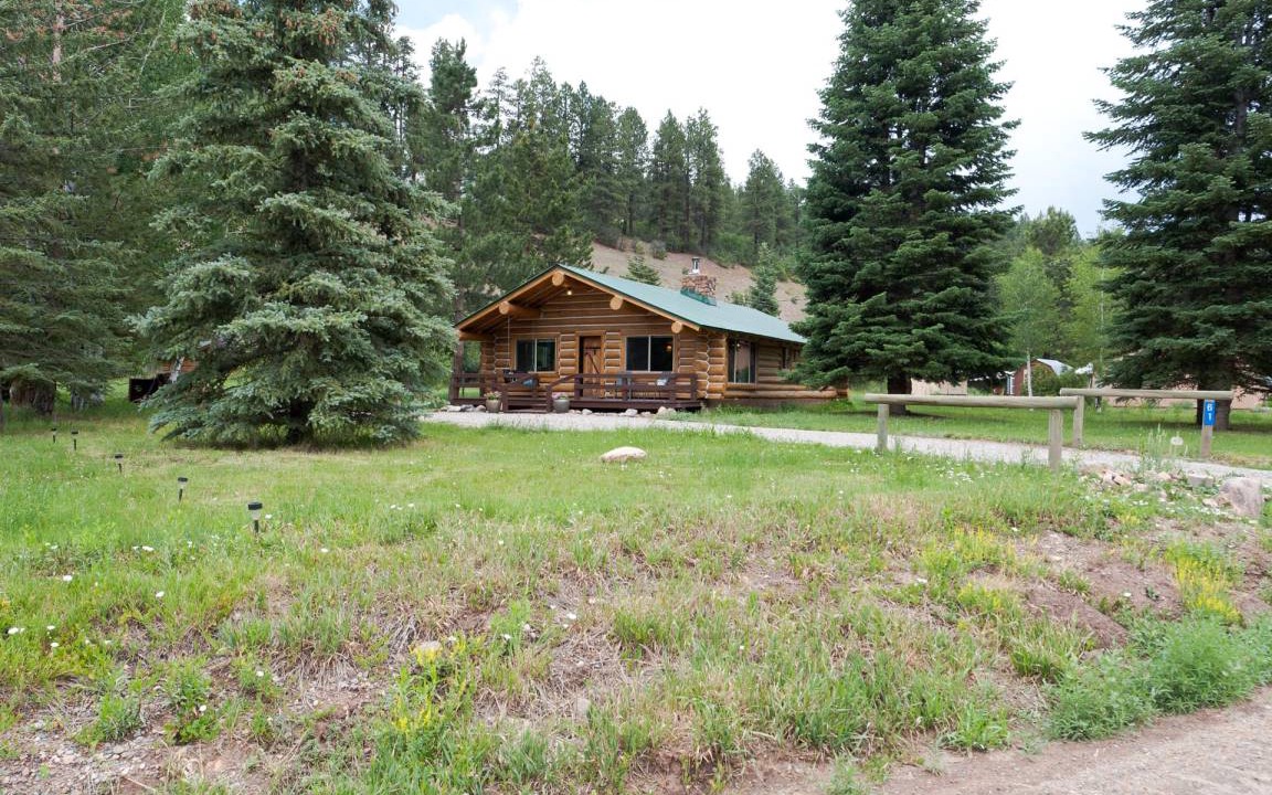 Durango - Purgatory Cabin | Cabin ∙ 2 bedrooms ∙ 4 guests