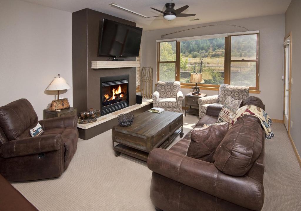 Avon House | Canyon Run B203 Townhouse