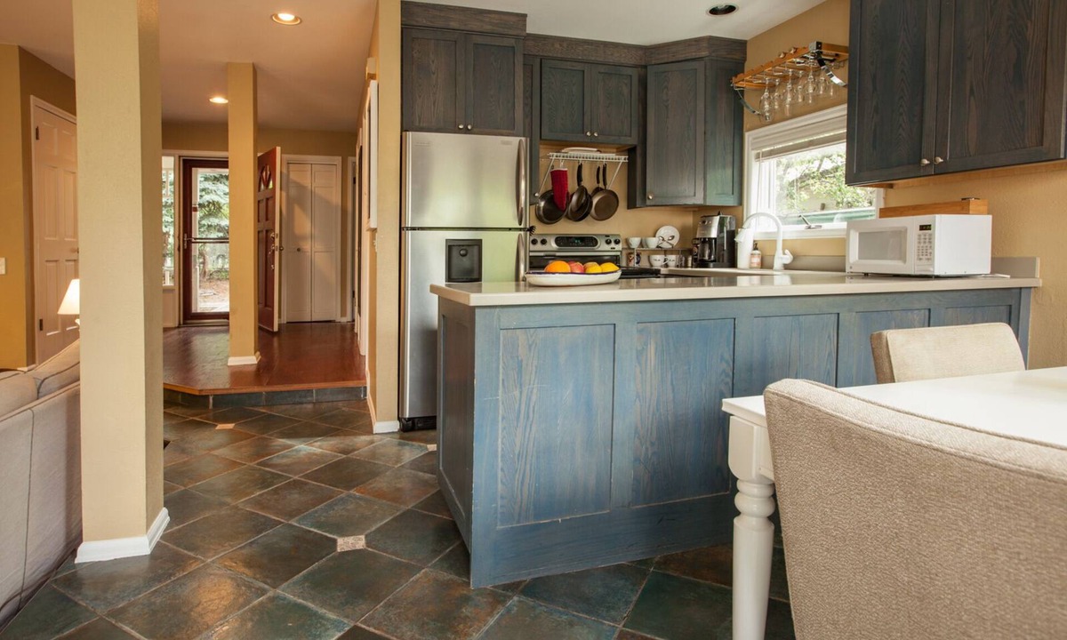 Whittier House | Central Boulder Sanctuary